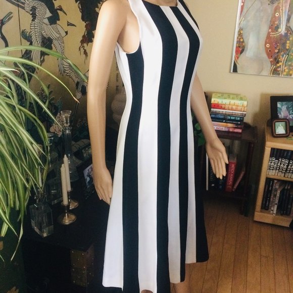 Anne Klein Black&White Dress, Sz 4, FREE SHIPPING - Picture 3 of 7